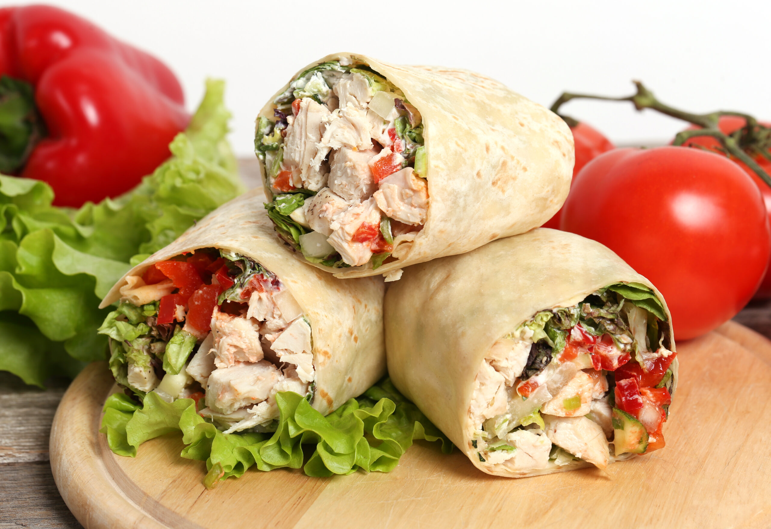 Turkey and Avocado Wrap: A Quick and Nutritious Lunch