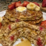 STRAWBERRY BANANA OAT PANCAKES READY IN 20 MINUTES ⏱️